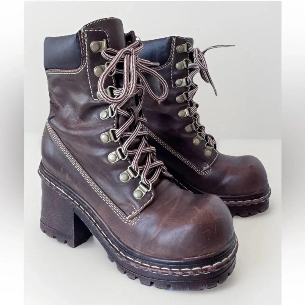 Vintage 90s Y2K SODA Brown Faux Chunky Platform Distressed Lace up moto boot 6.5 - Picture 2 of 13